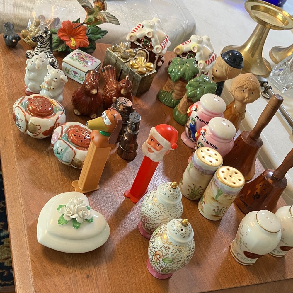 LISTED FOR EASY VIEW - SALT N PEPPER SETS -MAKE YOUR SELECTION IN COMMENTS